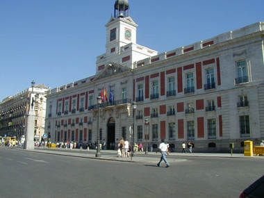 Puerta_del_Sol.jpg